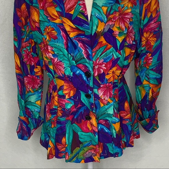 *SOLD* Floral Button Front Peplum Blazer 11PE - Picture 3 of 5